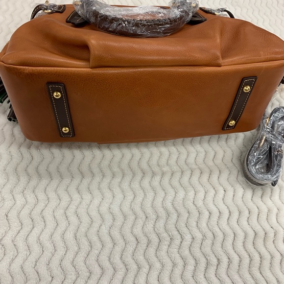 NWT Dooney & Bourke Florentine Stanwich Satchel - Picture 8 of 8